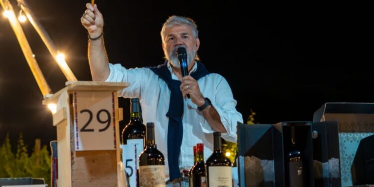subasta solidaria de vinos